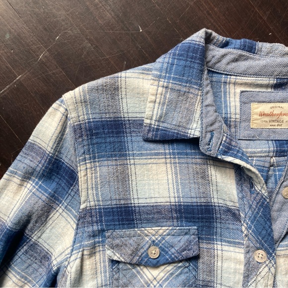 Weatherproof light blue plaid shirt, size small - Picture 2 of 5